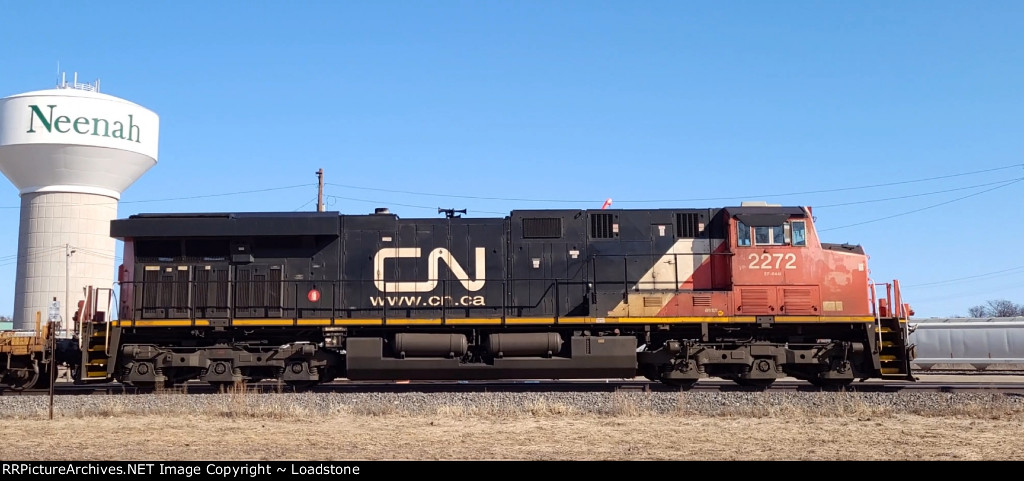 CN 2272